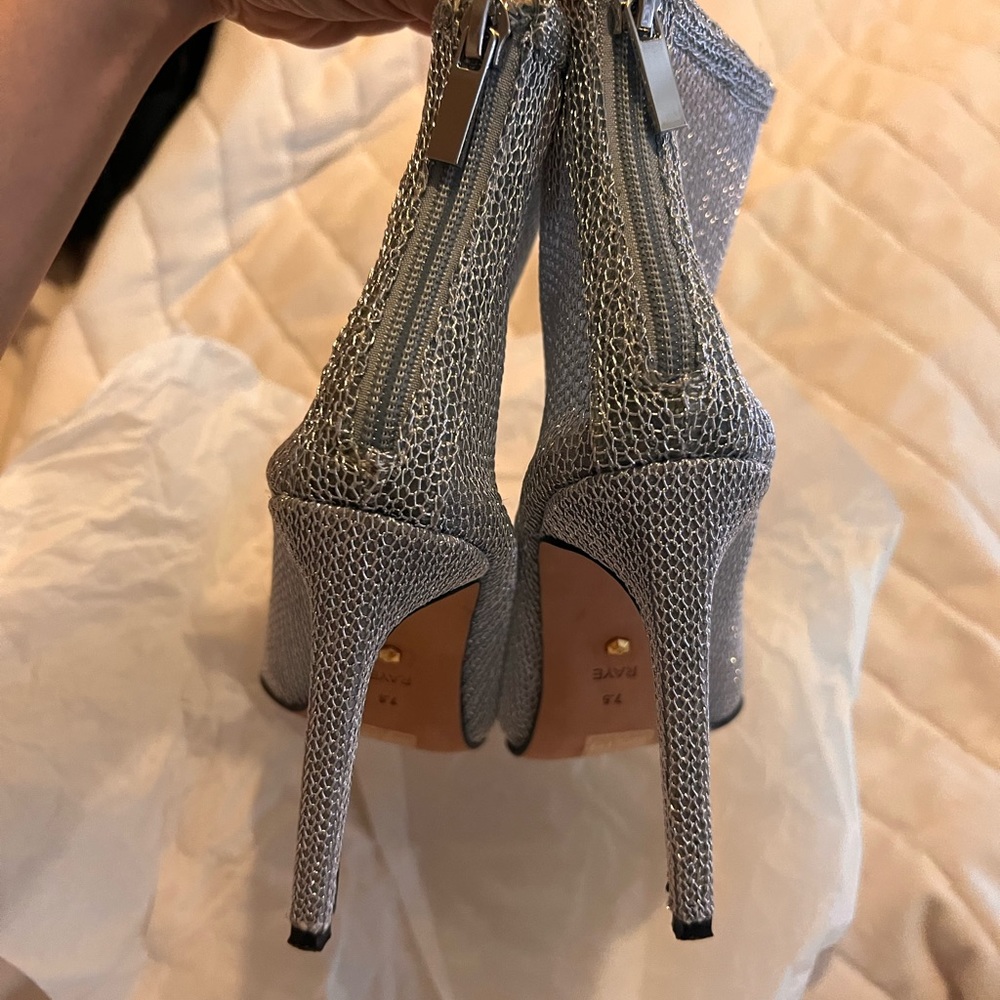Raye silver booties - Picture 6 of 9